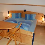 Farm stay Grossberghof Taxenbach